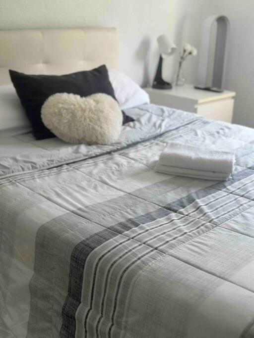 מדריד “Apartamento Moderno Y Acogedor מראה חיצוני תמונה